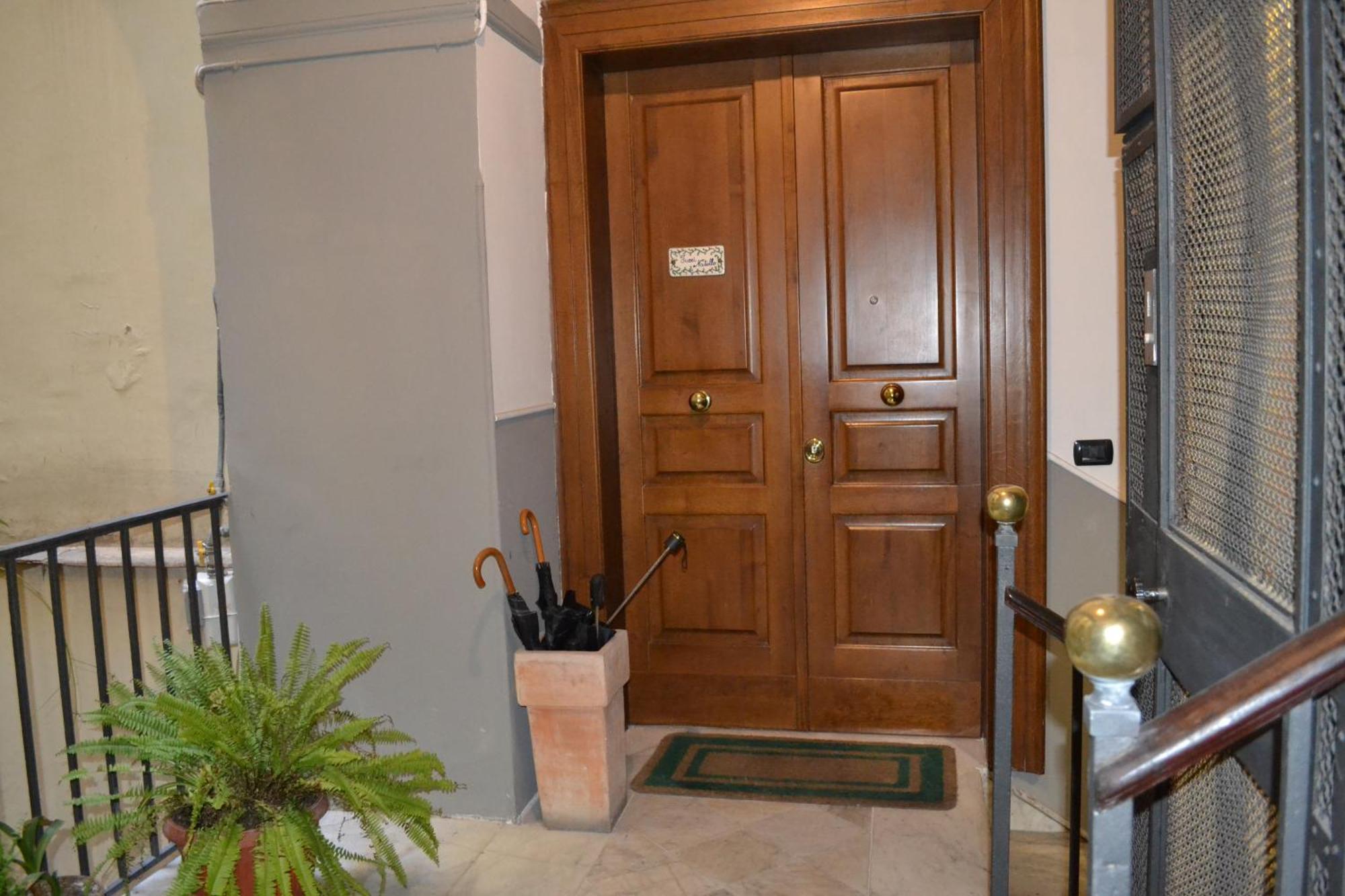 Residenza Suor Orsola Bed and Breakfast Napels Buitenkant foto